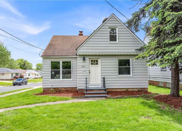 Property at 18126 Mccracken Rd, Maple Heights, OH 44137, 3 beds, 2 baths