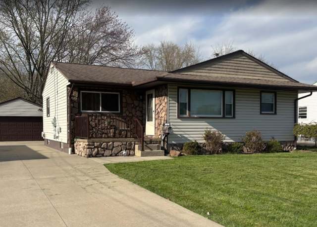 Property at 1722 Lynn Mar Ave, Poland, OH 44514, 3 beds, 2 baths
