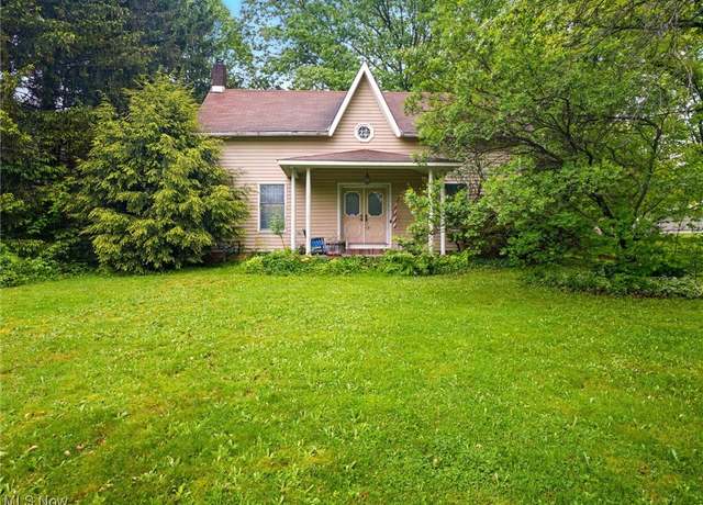 Property at 3912 Austinburg Rd, Ashtabula, OH 44004, 4 beds, 1 bath