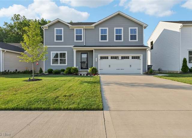 Property at 135 Wild Flower Dr, Elyria, OH 44035, 4 beds, 2.5 baths