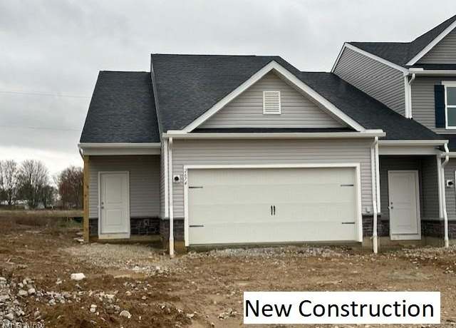 Property at 2674 Gala Rd NE, Louisville, OH 44641, 3 beds, 2.5 baths