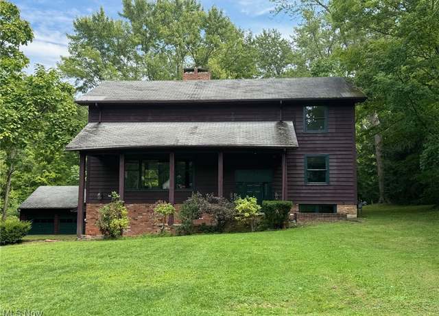 Property at 2533 River Rd, Willoughby Hills, OH 44094, 4 beds, 3 baths