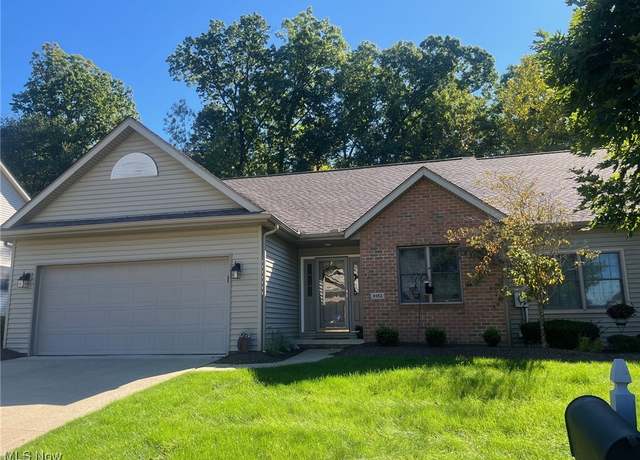 Property at 8952 Canal Pl NW, Massillon, OH 44647, 2 beds, 2.5 baths