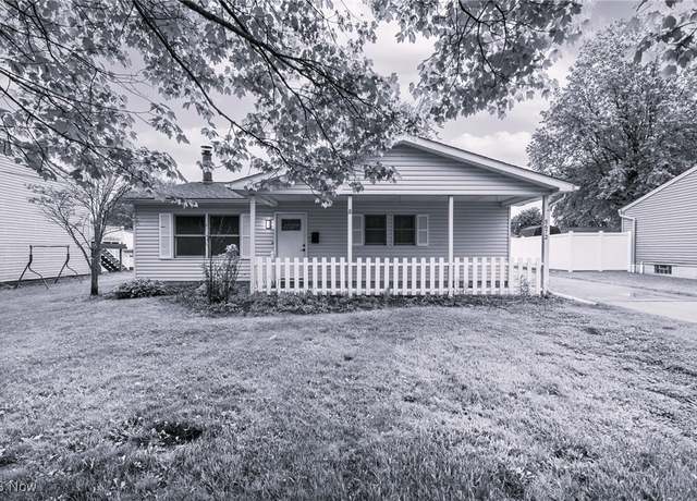 Property at 5672 Stanford Ave, Youngstown, OH 44515, 4 beds, 1.5 baths