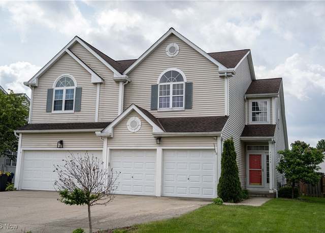 Property at 23275 Chandlers Ln, Olmsted Falls, OH 44138, 3 beds, 2.5 baths
