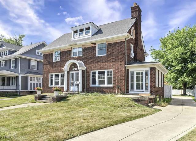 Property at 13412 Clifton Blvd, Lakewood, OH 44107, 4 beds, 2.5 baths