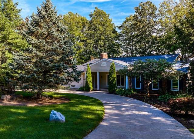 Property at 8819 Tanglewood Trl, Chagrin Falls, OH 44023, 4 beds, 3 baths