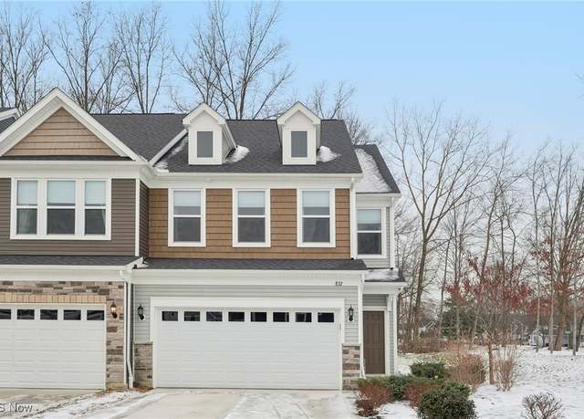 Property at 832 Woodside Dr, Westlake, OH 44145, 3 beds, 2.5 baths