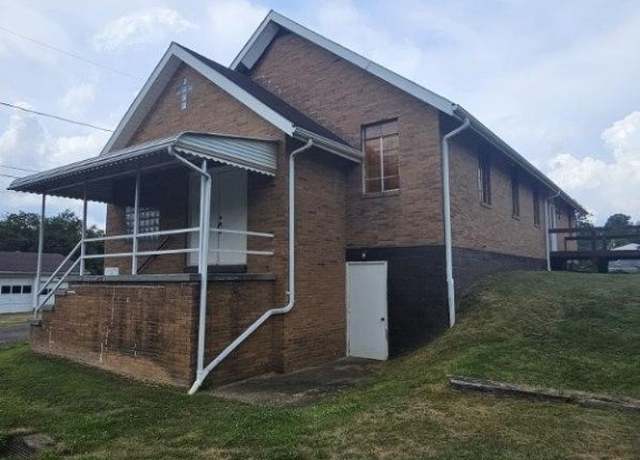 Property at 120 Woodbine St, East Liverpool, OH 43920, 2 baths