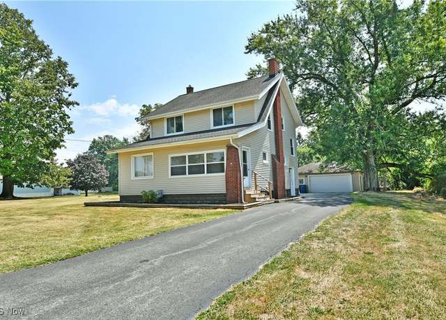 Property at 331 Warren Ave, Poland, OH 44514, 4 beds, 1.5 baths