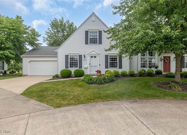 Property at 19264 Wheelers Ln #144, Strongsville, OH 44149, 3 beds, 2 baths