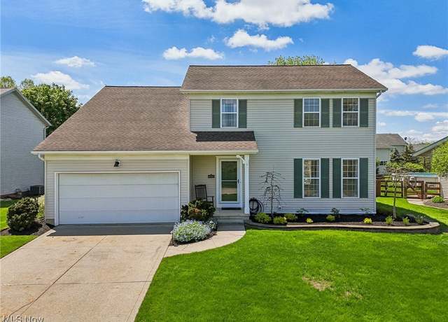 Property at 4022 Stonegate Dr, Medina, OH 44256, 4 beds, 2.5 baths