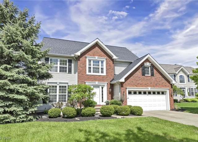 Property at 388 Cascade Ct, Avon Lake, OH 44012, 4 beds, 2.5 baths