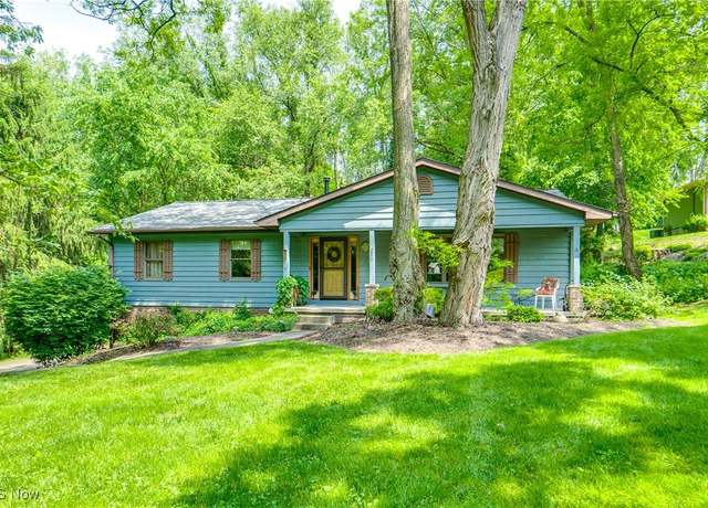 Property at 2577 Sweitzer Rd, Uniontown, OH 44685, 3 beds, 2 baths