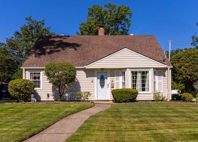 Property at 474 Glen Park Dr, Bay Village, OH 44140, 3 beds, 2 baths