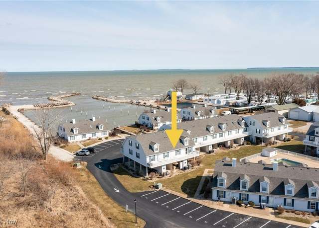 Property at 89 N Schooner Point Dr, Port Clinton, OH 43452, 2 beds, 2 baths