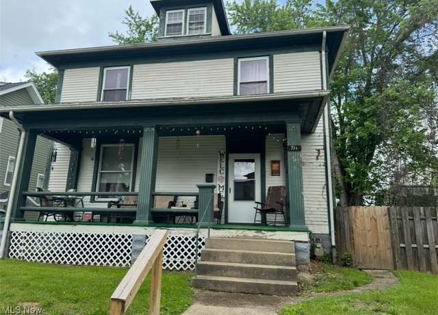 Property at 711 Homewood Ave, Zanesville, OH 43701, 4 beds, 1 bath