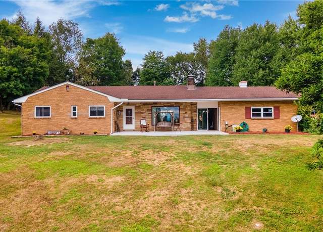 Property at 1042 County Road 42, Toronto, OH 43964, 3 beds, 2.5 baths