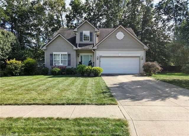 Property at 35177 Schoolhouse Ln, North Ridgeville, OH 44039, 3 beds, 2.5 baths