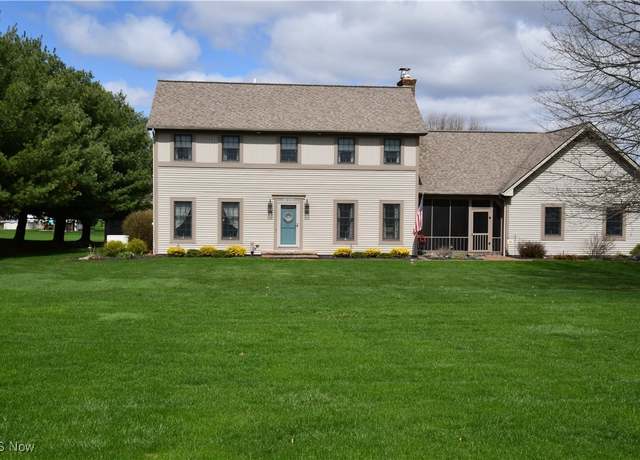 Property at 3180 W Calla Rd, Canfield, OH 44406, 4 beds, 2.5 baths