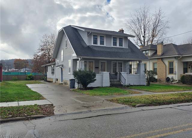 Property at 303 W 5th St, Williamstown, WV 26187, 3 beds, 2 baths