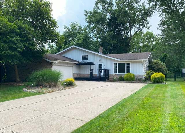 Property at 123 Prentiss St, Munroe Falls, OH 44262, 3 beds, 2 baths