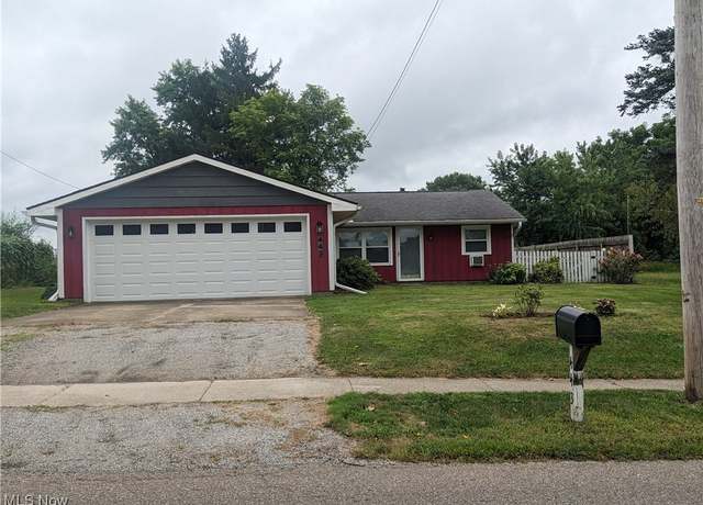 Property at 443 N Summit St, Smithville, OH 44677, 2 beds, 1 bath