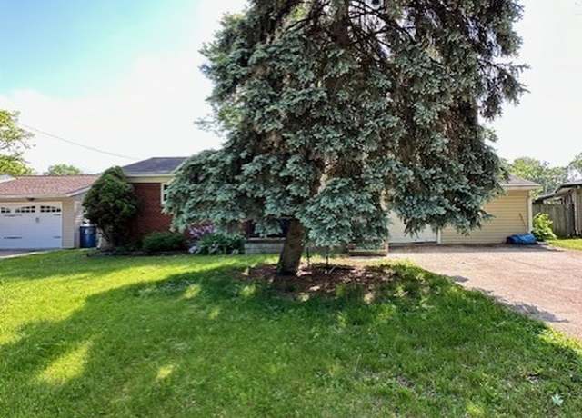 Property at 3733 Seneca Ave, Lorain, OH 44055, 3 beds, 1.5 baths