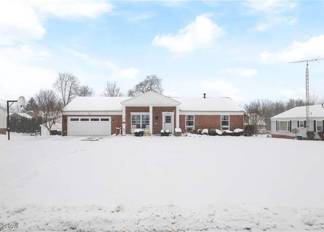 Property at 630 Prior Park Dr, Cuyahoga Falls, OH 44223, 4 beds, 3 baths