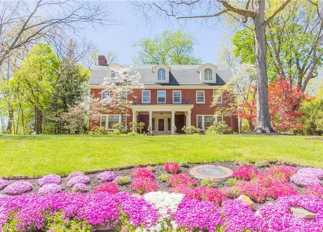 Property at 2820 W Park Blvd, Shaker Heights, OH 44120, 7 beds, 5 baths
