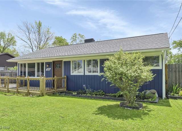 Property at 108 Coronado Ct, Elyria, OH 44035, 3 beds, 1 bath