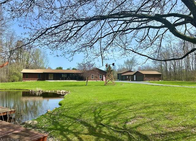 Property at 4955 Cadwallader Sonk Rd, Vienna, OH 44473, 4 beds, 2 baths