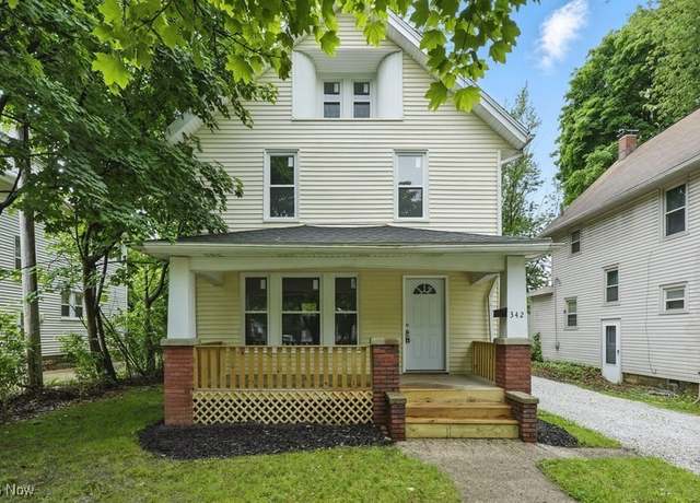 Property at 342 E Archwood Ave, Akron, OH 44301, 4 beds, 1 bath