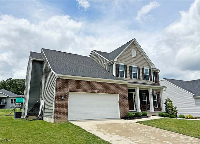 Property at 3855 Saltmarsh Cir NW, Canton, OH 44718, 5 beds, 3.5 baths