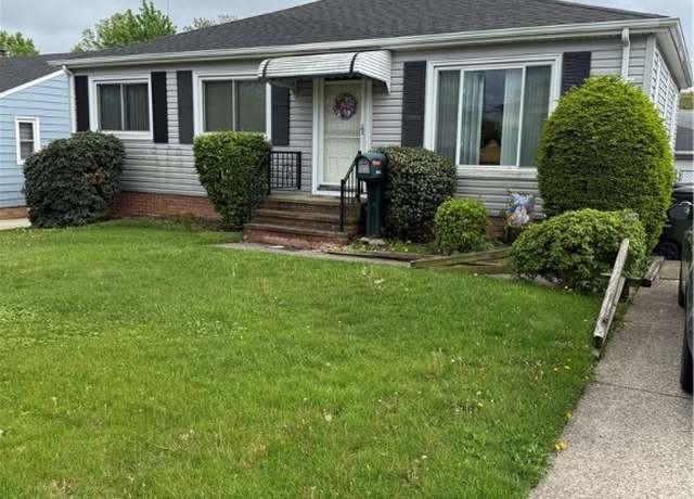 Property at 2915 Standish Ave, Parma, OH 44134, 3 beds, 1 bath