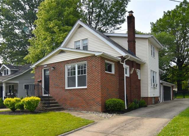 Property at 4498 Telhurst Rd, Cleveland, OH 44121, 4 beds, 2 baths