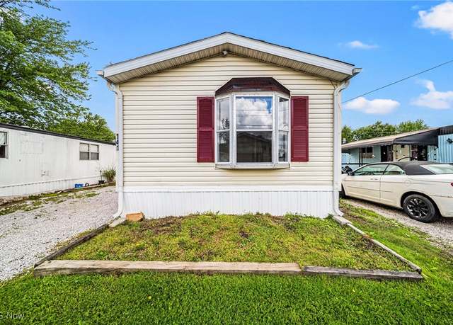 Property at 141 Marilyn Dr, Madison, OH 44057, 3 beds, 2 baths