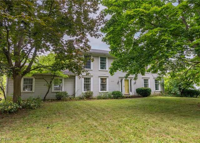 Property at 9349 Strausser St NW, Massillon, OH 44646, 4 beds, 2.5 baths