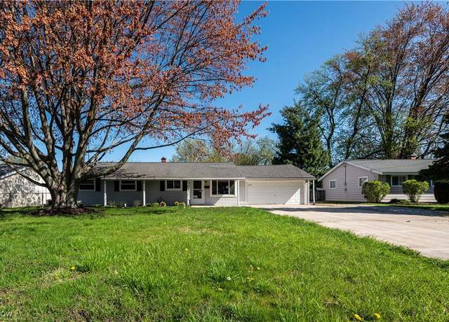 Property at 7275 Eric Dr, Mentor, OH 44060, 3 beds, 1.5 baths