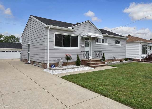Property at 3612 Center Dr, Parma, OH 44134, 3 beds, 2 baths