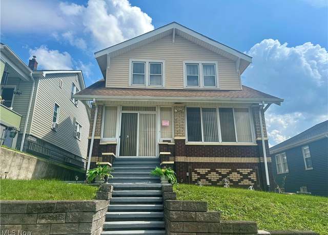 Property at 808 Gilbert Ave, Follansbee, WV 26037, 5 beds, 3 baths