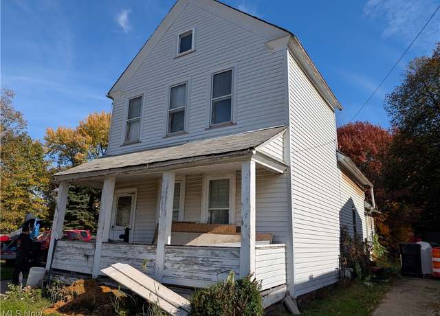 Property at 3445 E 72nd St, Cleveland, OH 44127, 3 beds, 2 baths