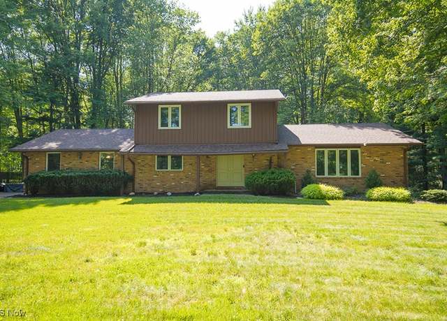 Property at 4280 Som Center Rd, Moreland Hills, OH 44022, 4 beds, 2.5 baths