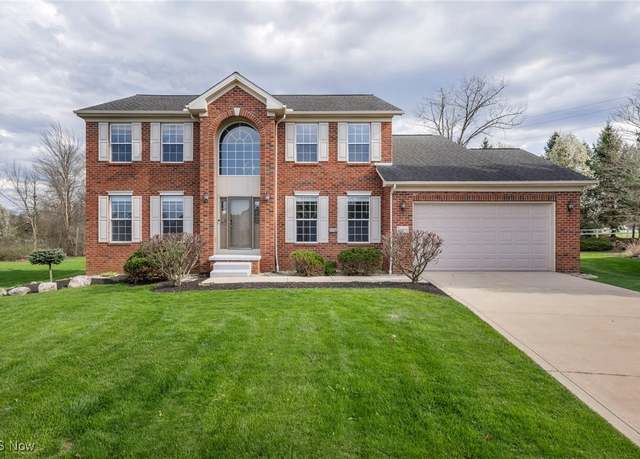Property at 10375 Kerwick Ct, Aurora, OH 44202, 4 beds, 3.5 baths
