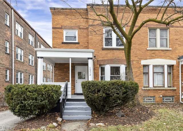 Property at 1372 W 112th St, Cleveland, OH 44102, 4 beds, 1.5 baths