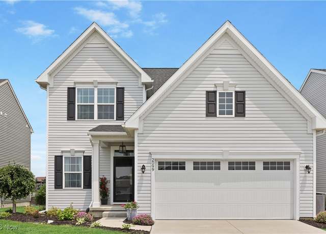 Property at 2099 Farroni Dr, Willoughby, OH 44094, 4 beds, 2.5 baths