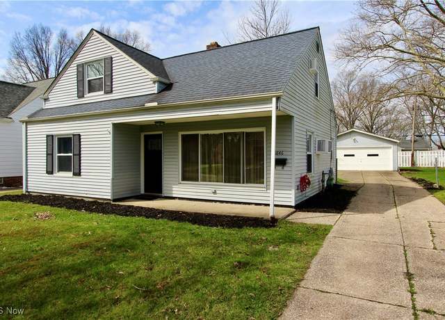 Property at 6846 Beresford Ave, Parma Heights, OH 44130, 4 beds, 1 bath