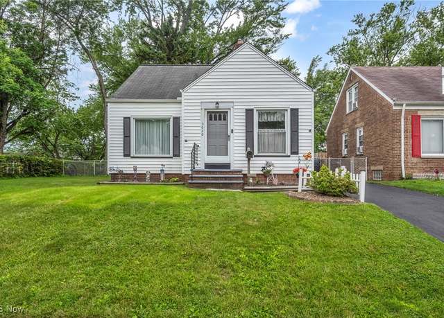 Property at 5020 E 117th St, Garfield Heights, OH 44125, 3 beds, 1.5 baths