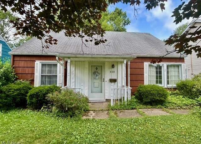 Property at 330 Inwood Blvd, Avon Lake, OH 44012, 4 beds, 1 bath
