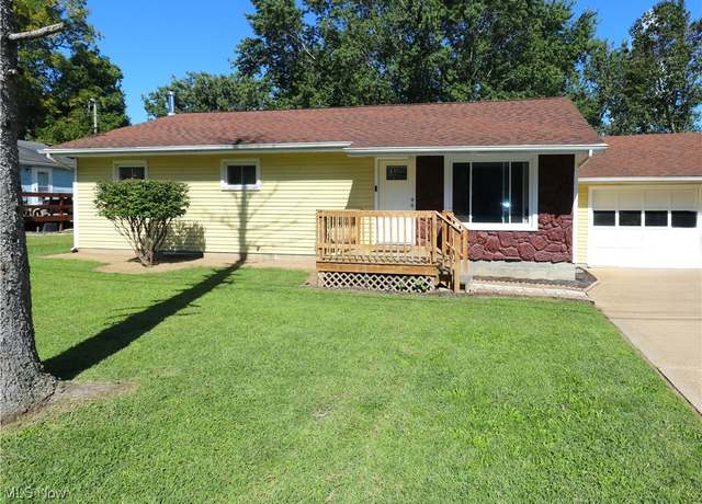 Property at 313 Oakland Ave, Sandusky, OH 44870, 3 beds, 2 baths